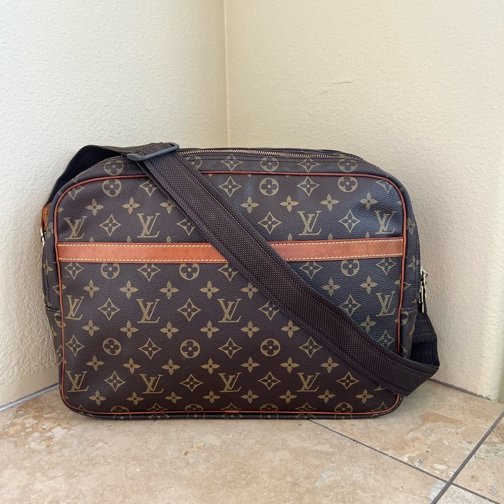 Louis Vuitton Monogram Reporter GM